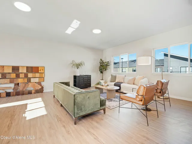 $750,000 | 1031 East RR Avenue, Post Falls, ID 83854