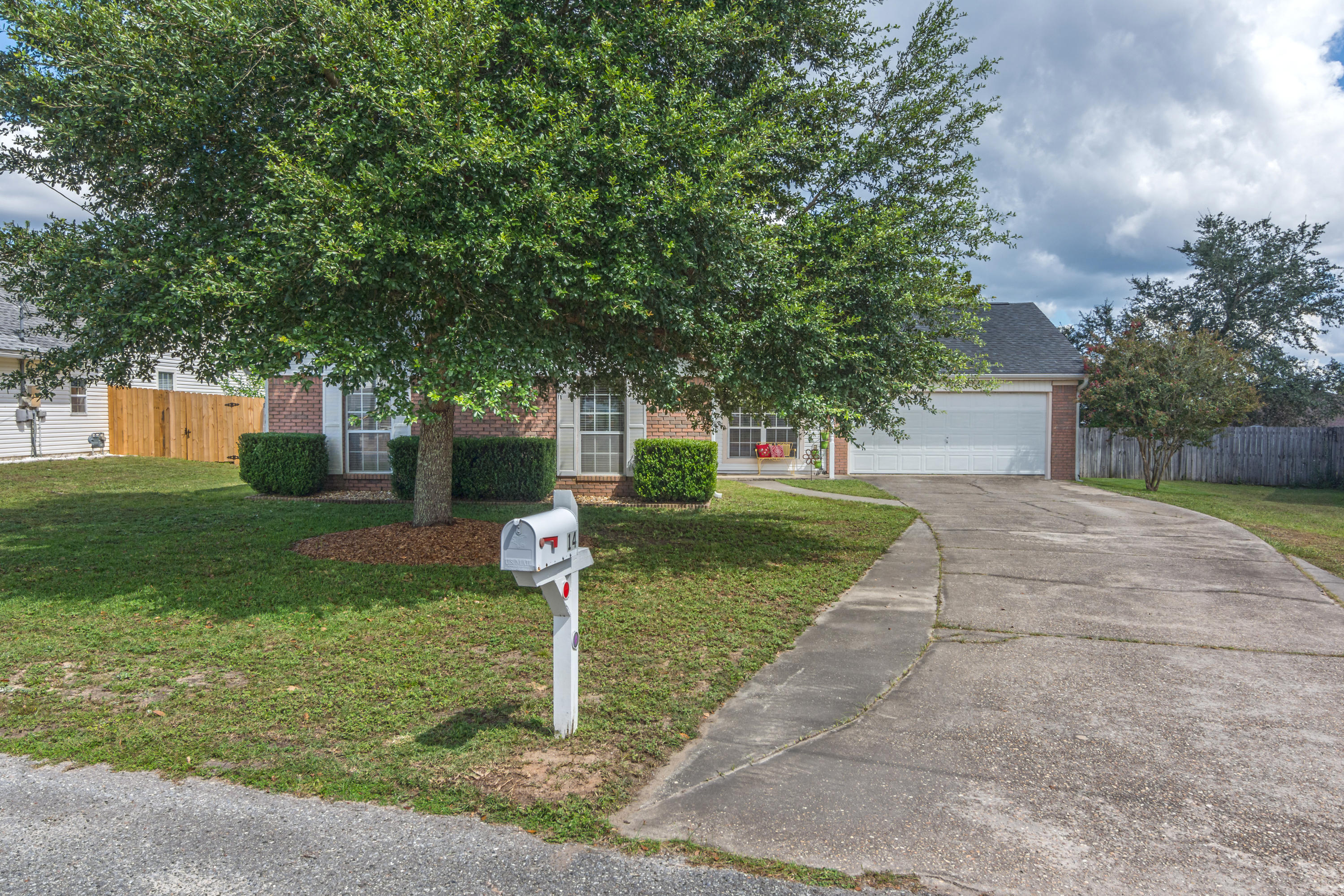 14 Holly Road Crestview, FL 32539 - Photo 2 of 34 14 Holly Rd Exterior-2