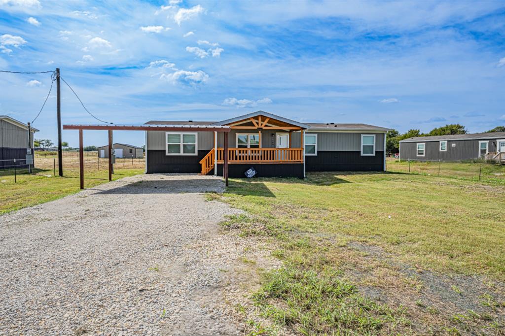 1166 Hayes Road Sherman, TX 75090 - Photo 2 of 28