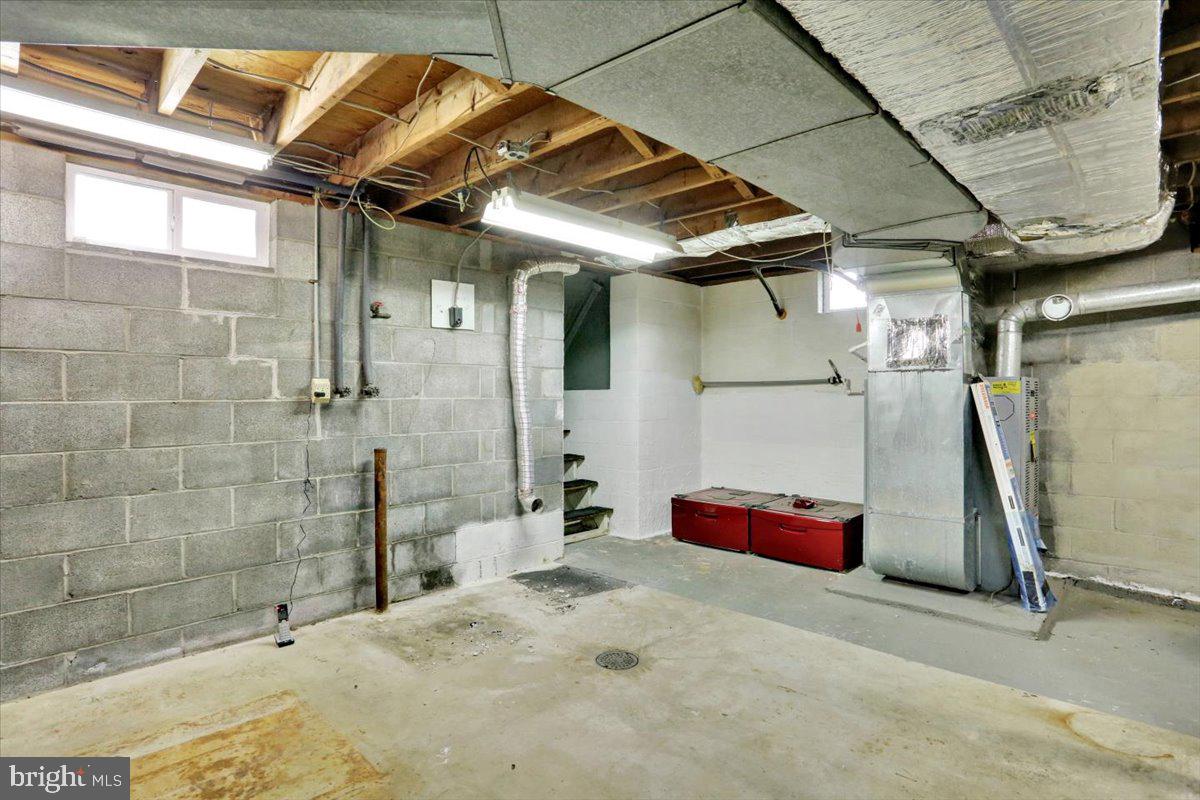 324 Ashley Drive Reading, PA 19607 - Photo 32 of 39 a view of storage and utility room