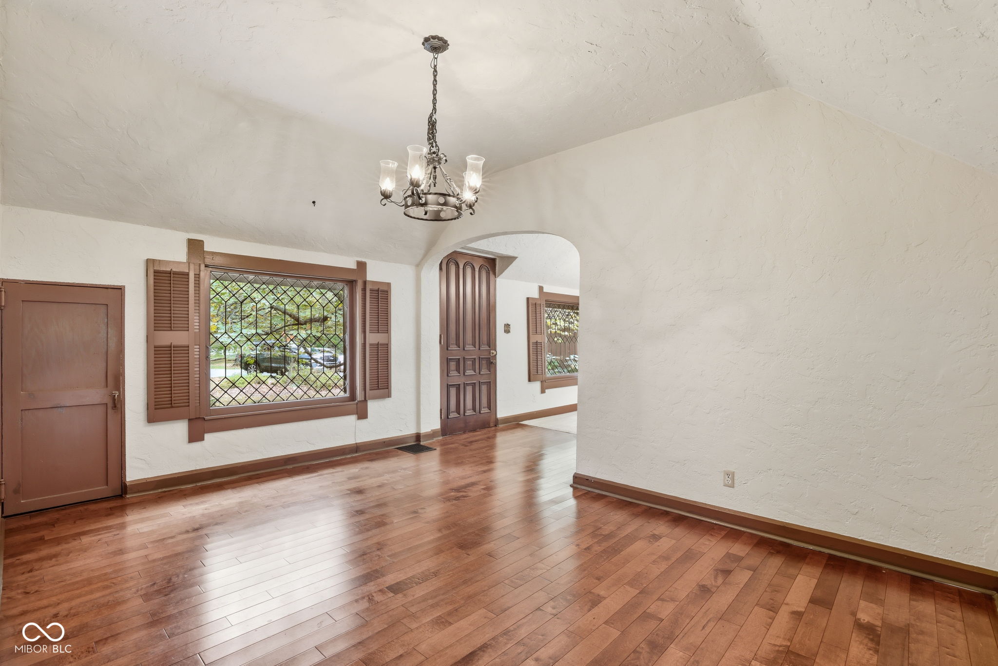 9850 Towne Road Carmel, IN 46032 - Photo 18 of 87 Gallery Image 18