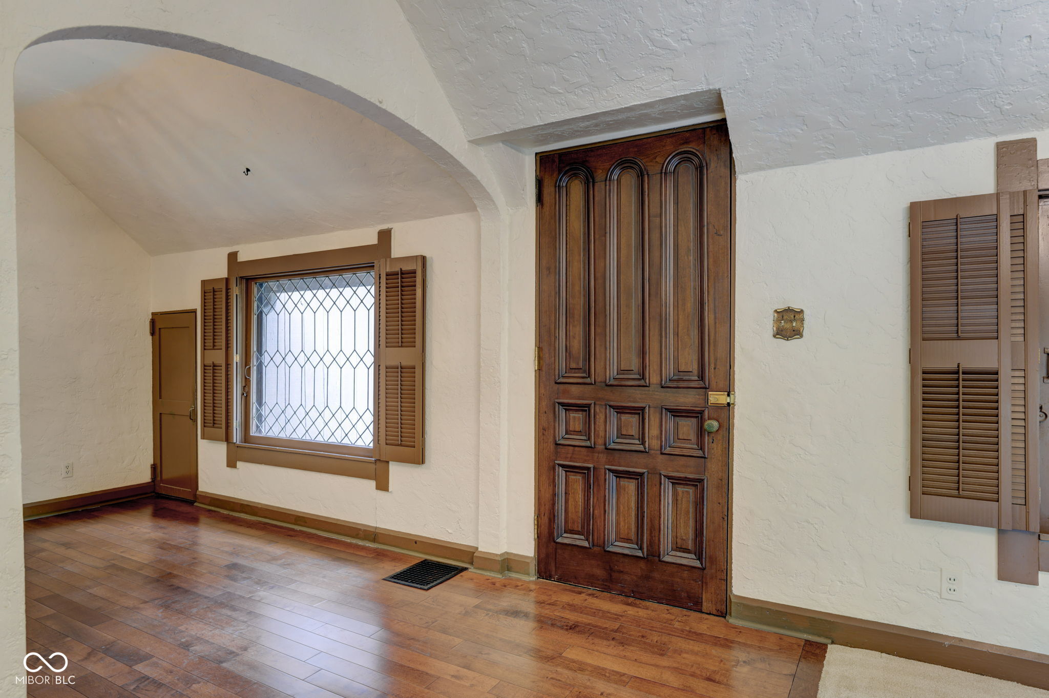 9850 Towne Road Carmel, IN 46032 - Photo 6 of 87 Gallery Image 6