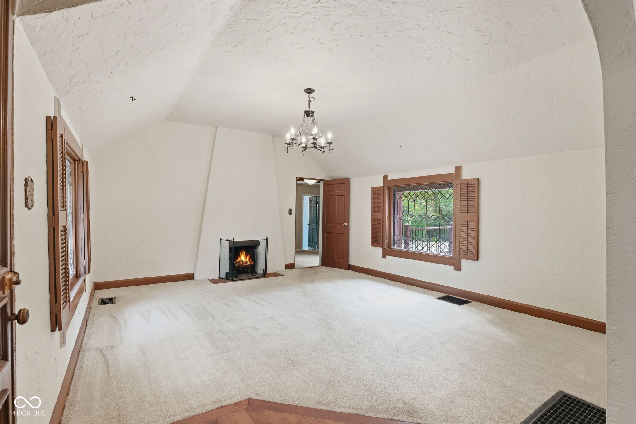 9850 Towne Road Carmel, IN 46032 - Photo 10 of 87 Gallery Image 10