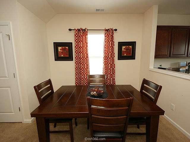 350 Iveson Road Summerville, SC 29486 - Photo 8 of 32 Dining Area