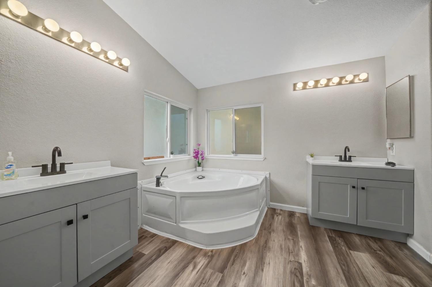 13890 Shake Ridge Road Sutter Creek, CA 95685 - Photo 35 of 66 Gallery Image 35