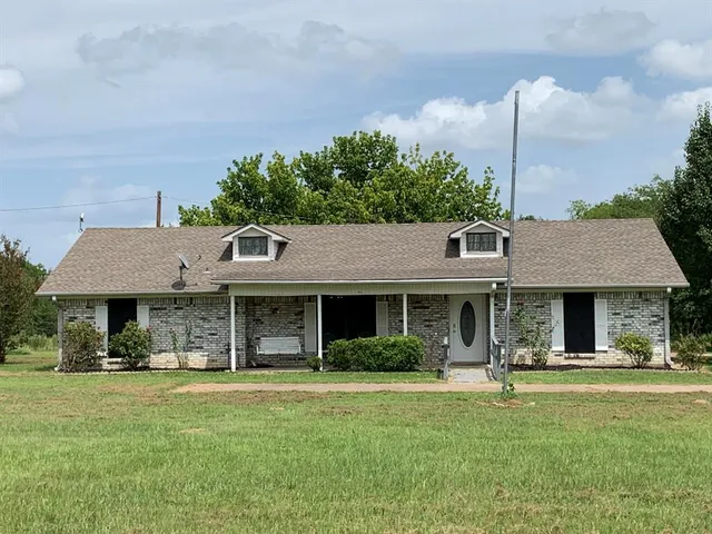 $2,250 | 590 County Road 1570, Alba, TX 75410