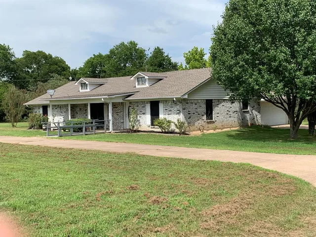 $2,250 | 590 County Road 1570, Alba, TX 75410
