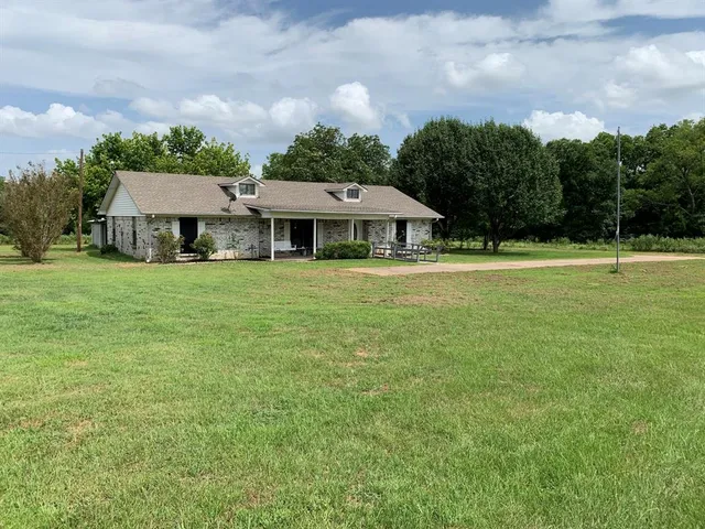 $2,250 | 590 County Road 1570, Alba, TX 75410