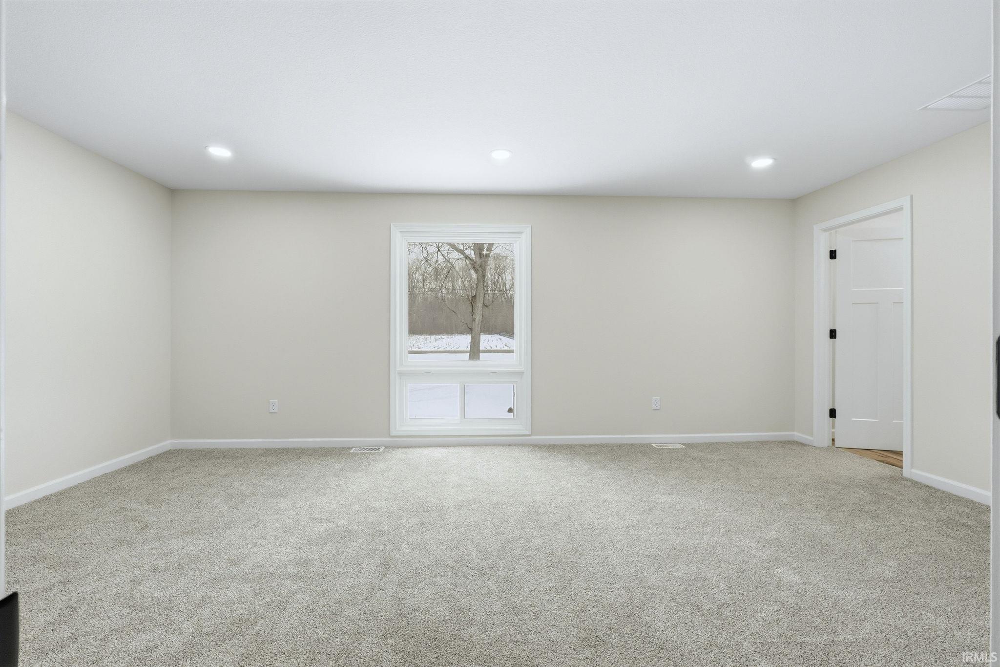 6518 Hazelett Road Fort Wayne, IN 46835 - Photo 13 of 28