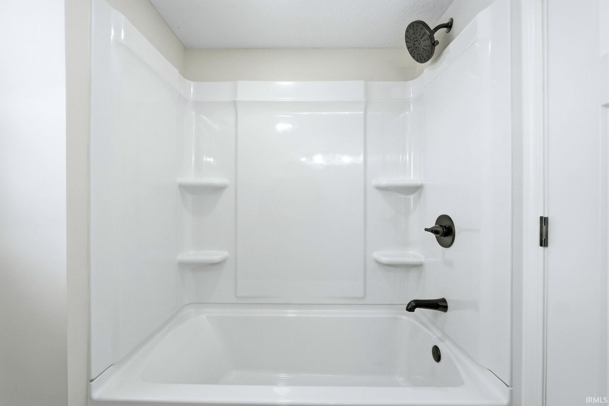 6518 Hazelett Road Fort Wayne, IN 46835 - Photo 22 of 28