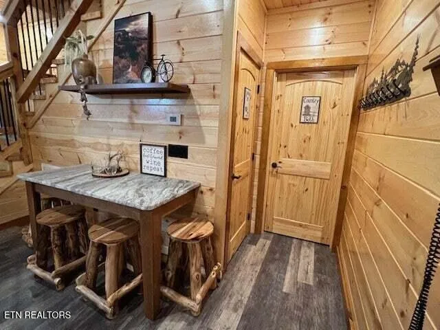 $1,300,000 | 3211 Pine Way, Pigeon Forge, TN 37863