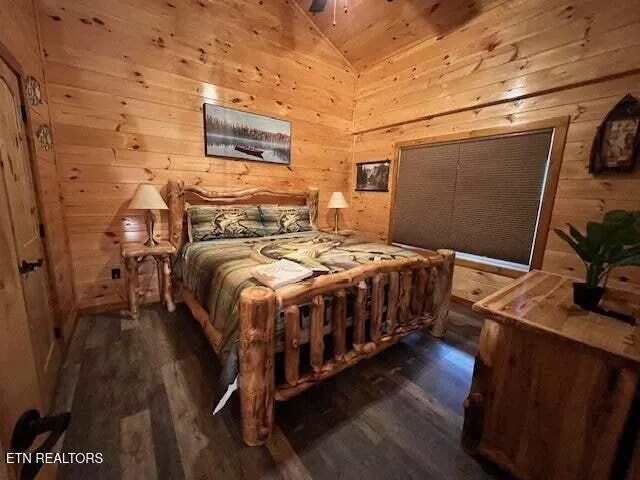 $1,300,000 | 3211 Pine Way, Pigeon Forge, TN 37863