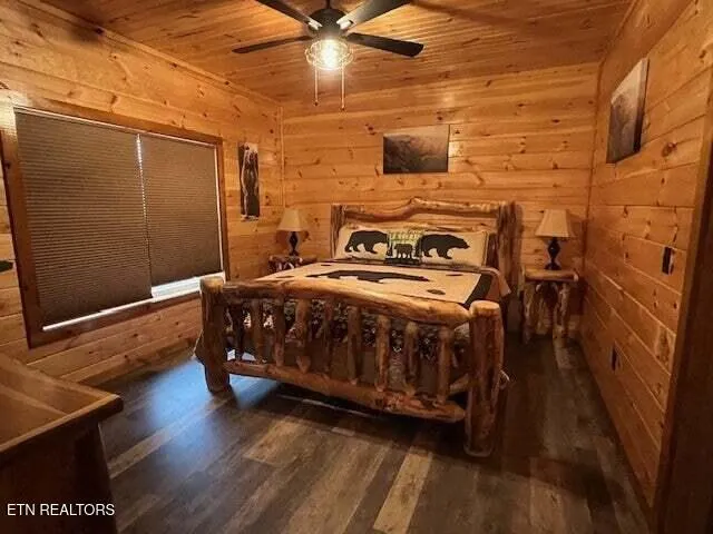 $1,300,000 | 3211 Pine Way, Pigeon Forge, TN 37863