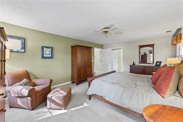 a view of utility room