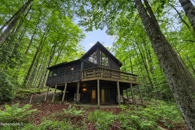 $475,000 | 377 Highland Way, Sandisfield, MA 01255