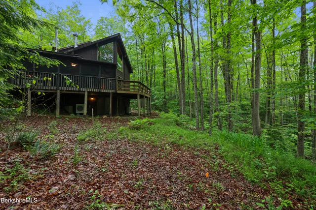 $475,000 | 377 Highland Way, Sandisfield, MA 01255