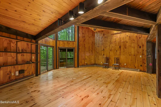 $475,000 | 377 Highland Way, Sandisfield, MA 01255