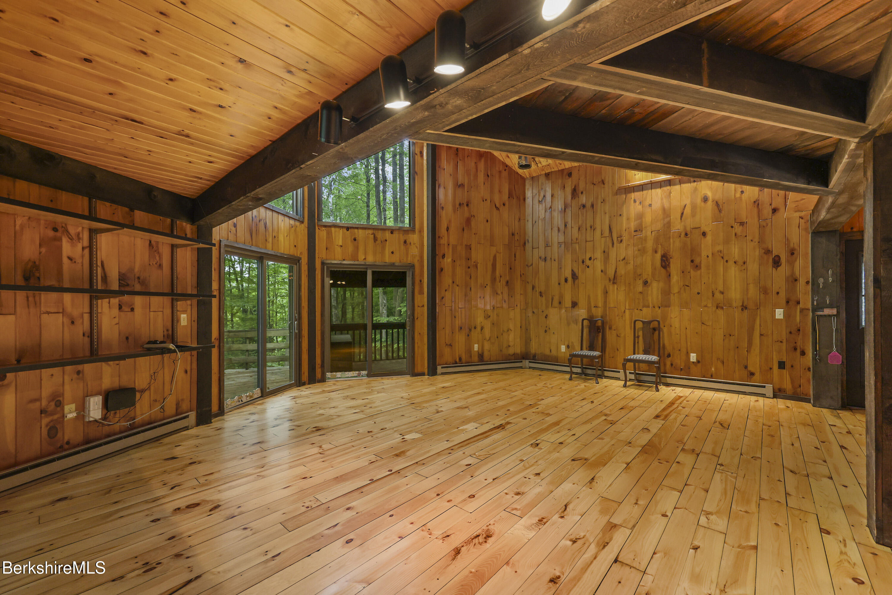 377 Highland Way Sandisfield, MA 01255 - Photo 8 of 61 17-Living Room