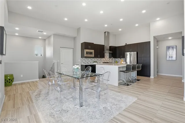 $950,000 | 10873 Crimson Cliffs Avenue, Las Vegas, NV 89135