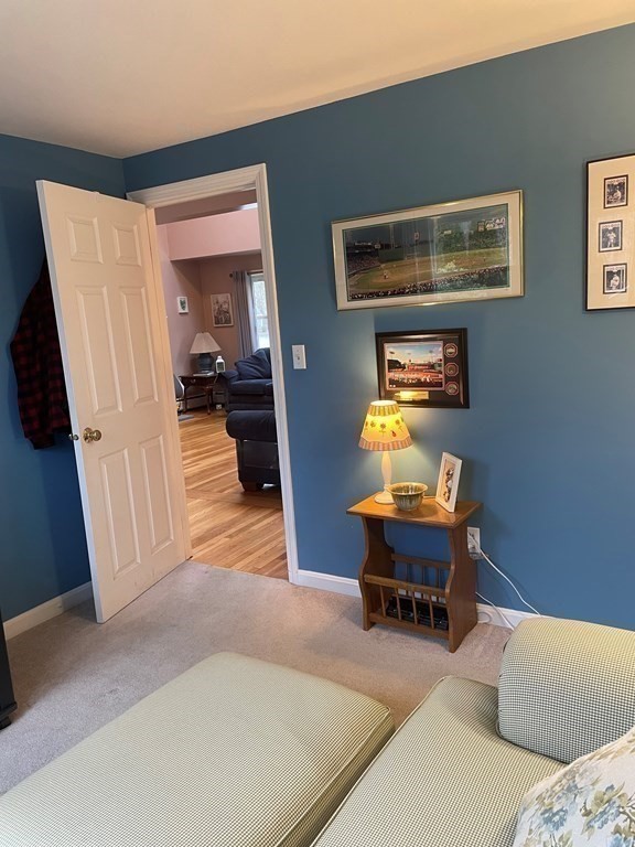 9 Dyer Road Beverly, MA 01915 - Photo 10 of 33 Gallery Image 10