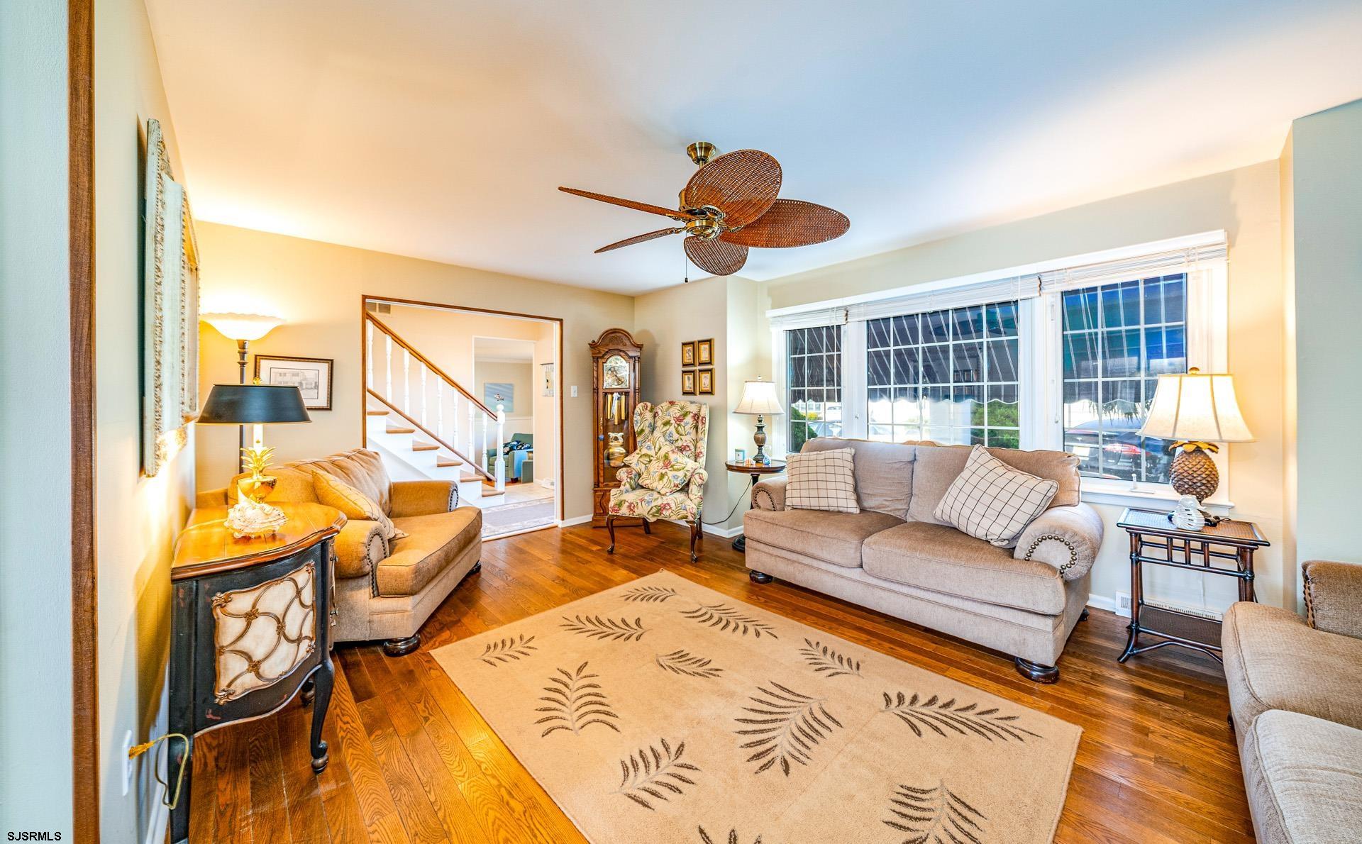 66 Walnut Road Ocean City, NJ 08226 - Photo 4 of 54 Gallery Image 4