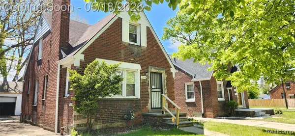 $1,200 | 15416 Eastwood Street, Detroit, MI 48205