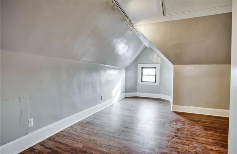 441 Edgemont Street Pittsburgh, PA 15211 - Photo 9 of 15