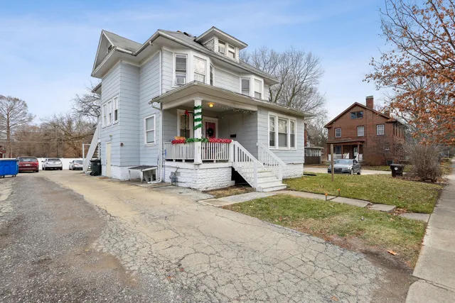 $449,000 | 806 West Ohio Street, Urbana, IL 61801