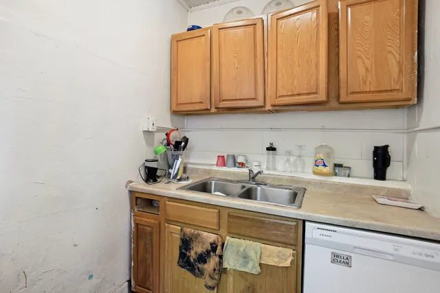 $449,000 | 806 West Ohio Street, Urbana, IL 61801