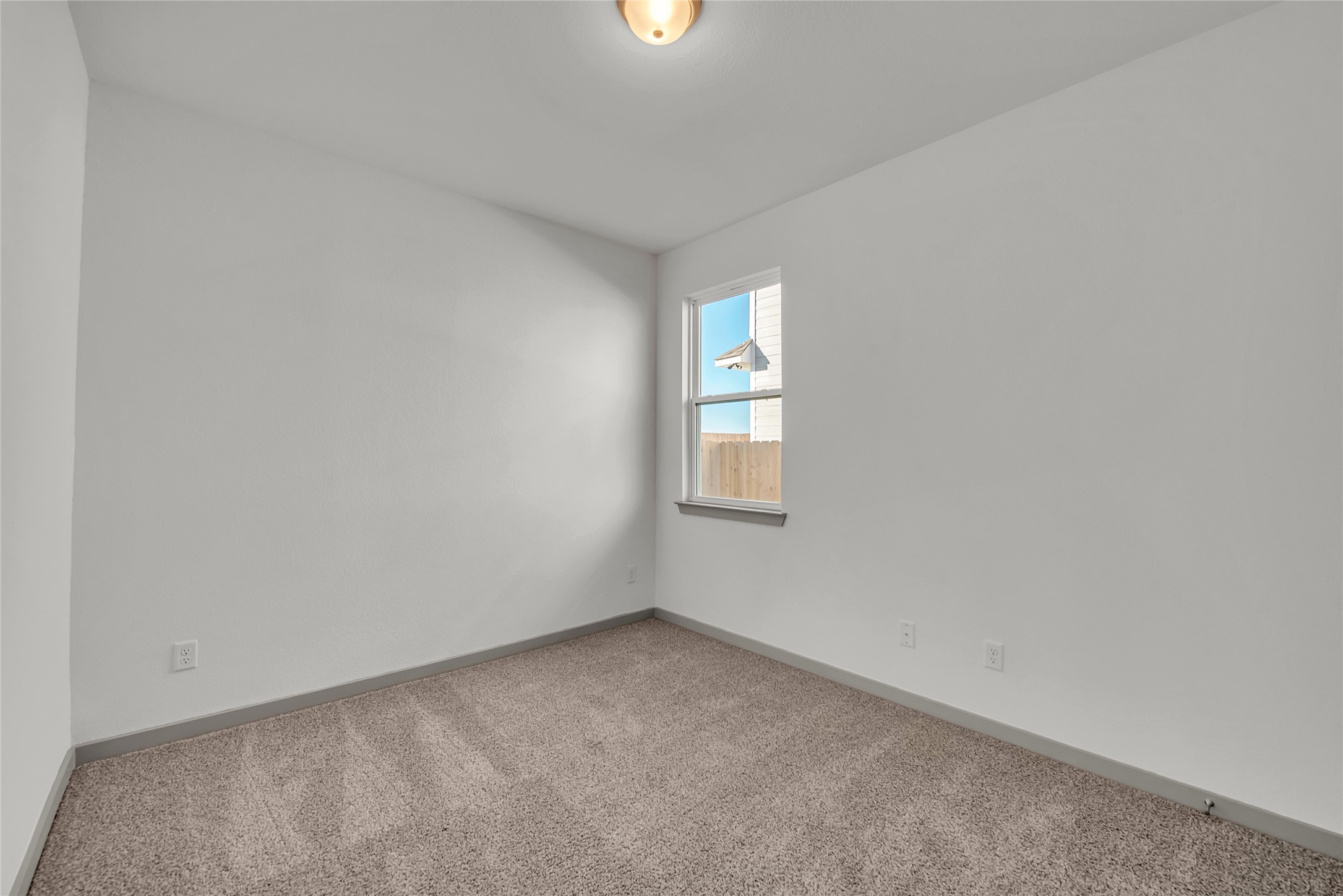 270 Boatright Boulevard Jarrell, TX 76537 - Photo 6 of 30