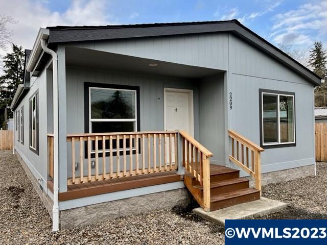 2209 Front Avenue Northeast Albany, OR 97321 - Photo 2 of 32