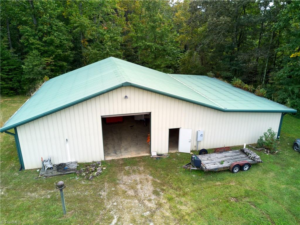 407 Burton Road Advance, NC 27006 - Photo 21 of 37 Gallery Image 21