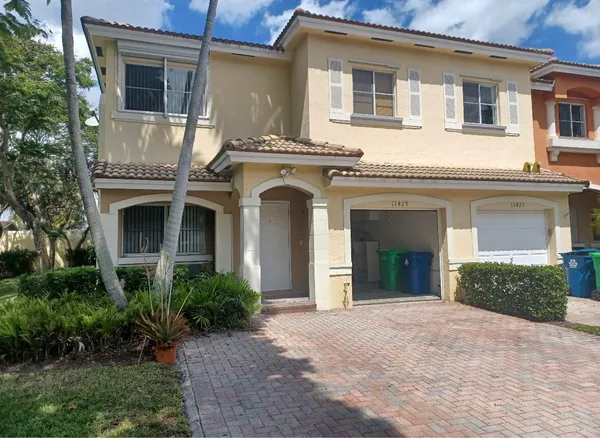 $3,300 | 11429 Northwest 34th Place, Sunrise, FL 33323