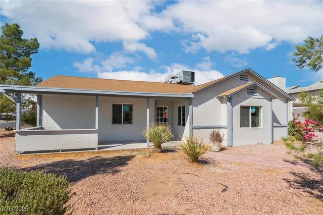 $3,500 | 1637 Sunset Drive, Las Vegas, NV 89108