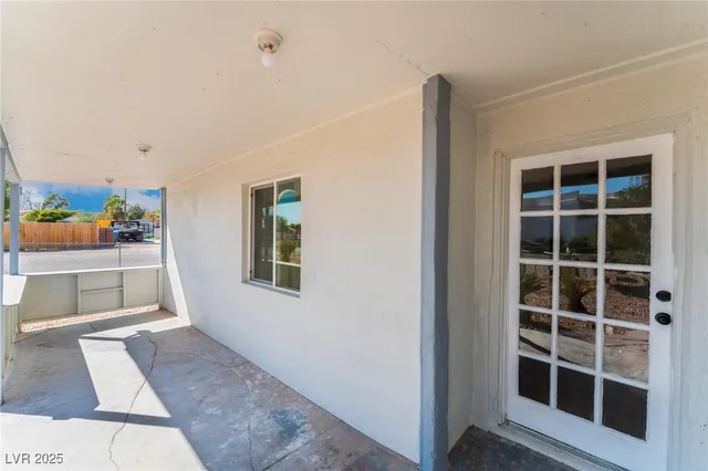 $3,500 | 1637 Sunset Drive, Las Vegas, NV 89108