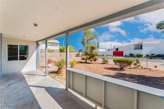 $3,500 | 1637 Sunset Drive, Las Vegas, NV 89108