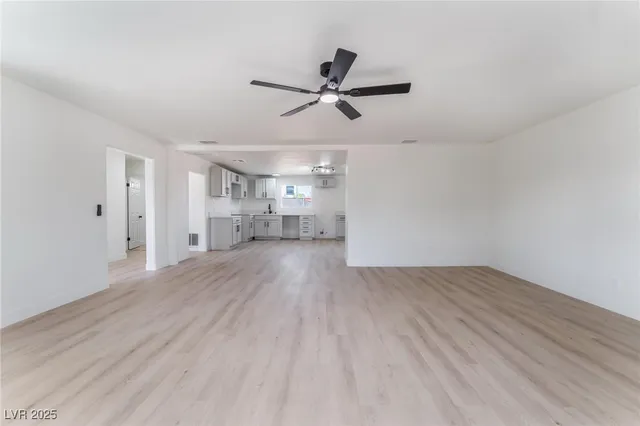 $3,500 | 1637 Sunset Drive, Las Vegas, NV 89108