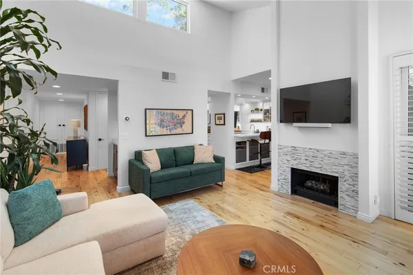 $699,000 | 17711 Margate Street, Unit 313, Encino, CA 91316