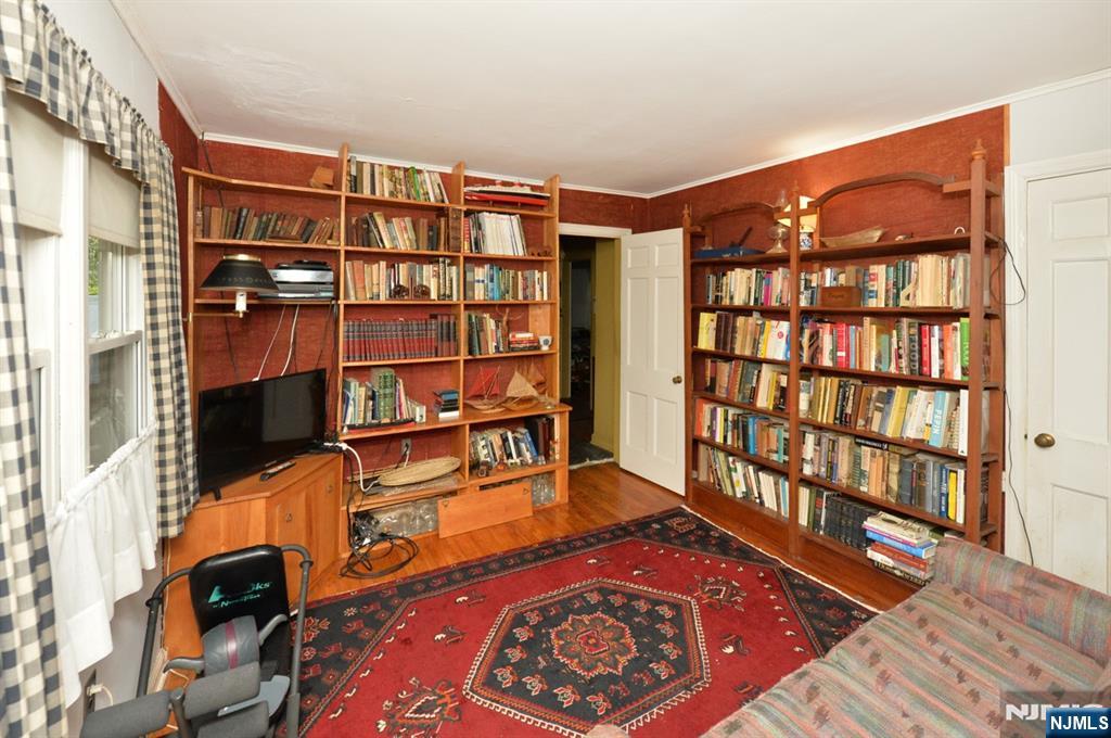 6 Central Avenue Demarest, NJ 07627 - Photo 10 of 25