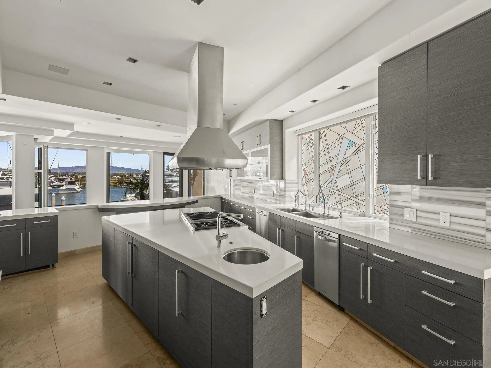 3 Green Turtle Road Coronado, CA 92118 - Photo 22 of 40