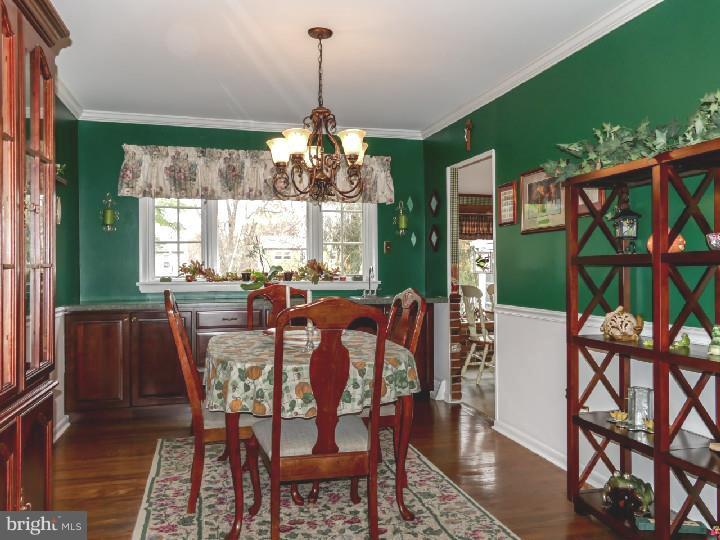 51 Cherokee Road Doylestown, PA 18901 - Photo 14 of 25 Dining Room