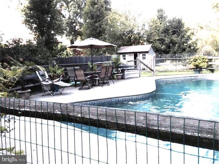 51 Cherokee Road Doylestown, PA 18901 - Photo 23 of 25 Pool