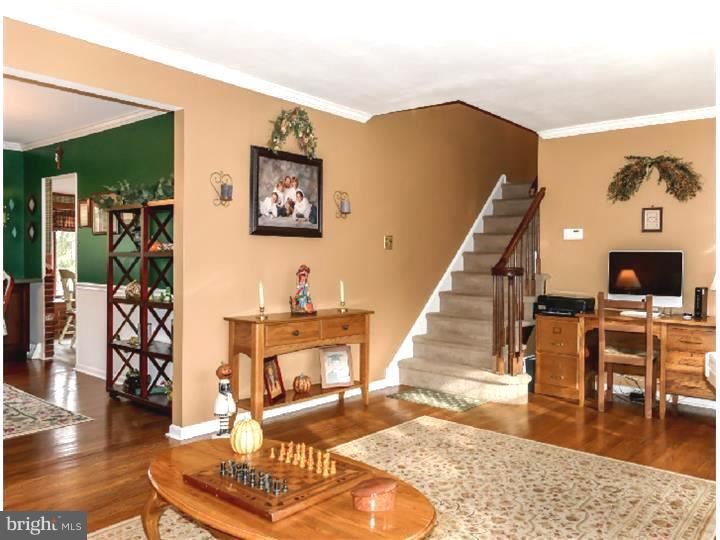 51 Cherokee Road Doylestown, PA 18901 - Photo 5 of 25 Living Room