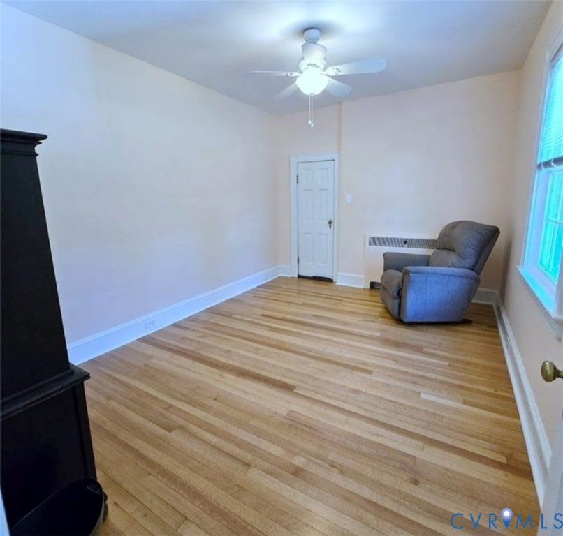 2800 Nottoway Boulevard Victoria, VA 23974 - Photo 31 of 50 a view of room with furniture and wooden floor