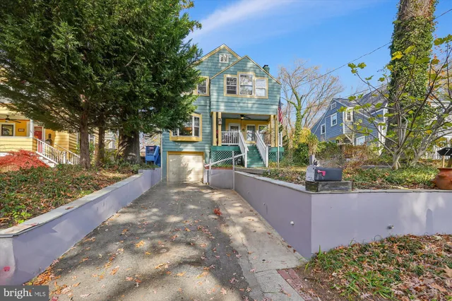 $849,999 | 720 Kennebec Avenue, Takoma Park, MD 20912