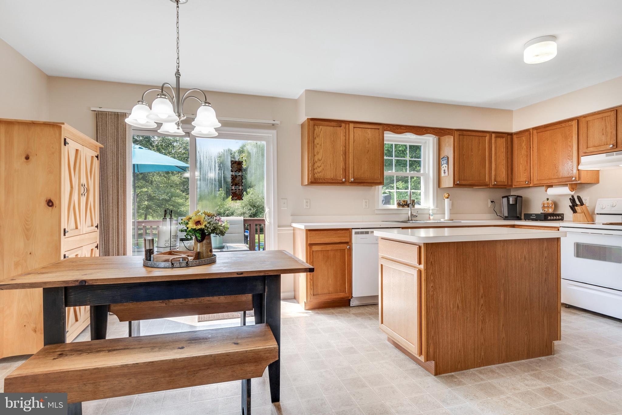 25131 Smithville Road Worton, MD 21678 - Photo 8 of 29 Kitchen Island set's the ton... let's cook