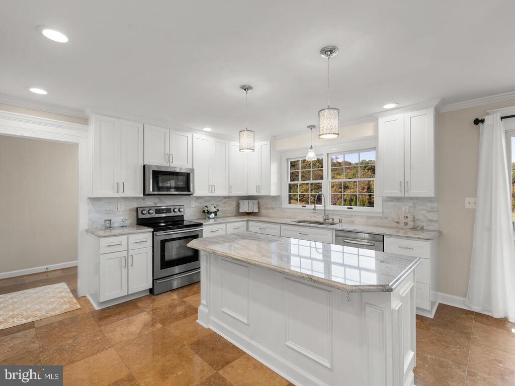 17624 Hardy Road Mount Airy, MD 21771 - Photo 25 of 54 Gallery Image 25