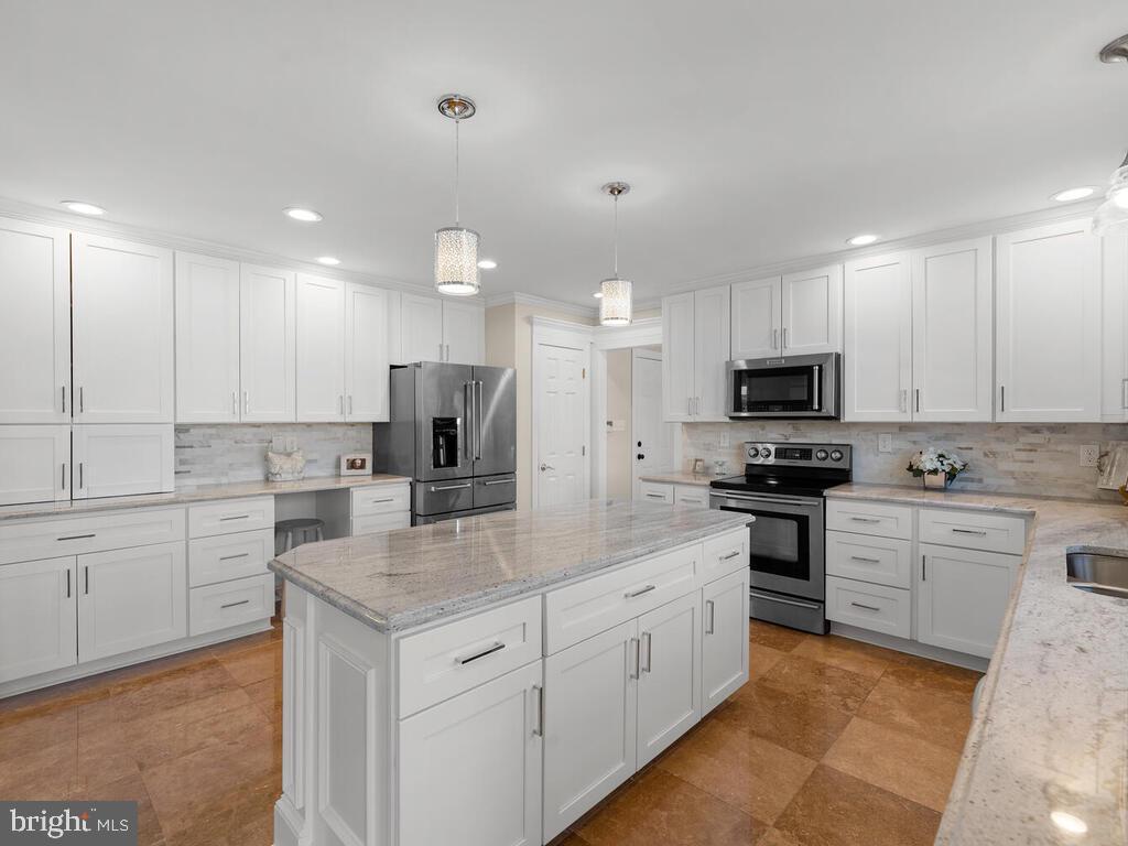 17624 Hardy Road Mount Airy, MD 21771 - Photo 26 of 54 Gallery Image 26