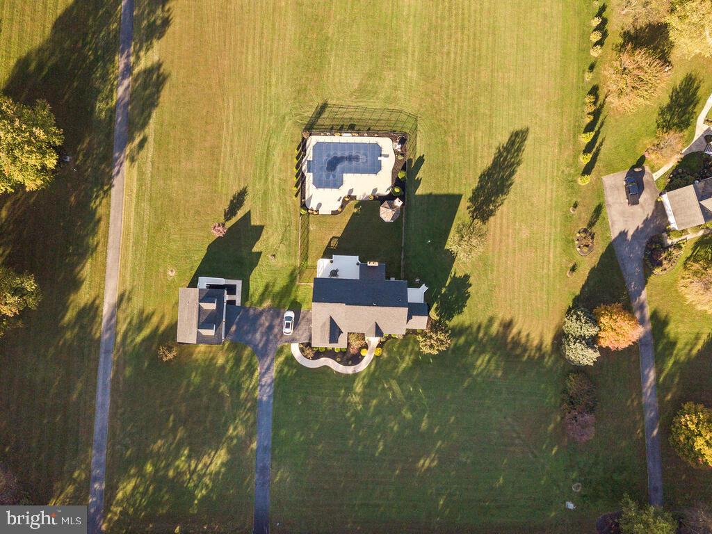 17624 Hardy Road Mount Airy, MD 21771 - Photo 8 of 54 Gallery Image 8