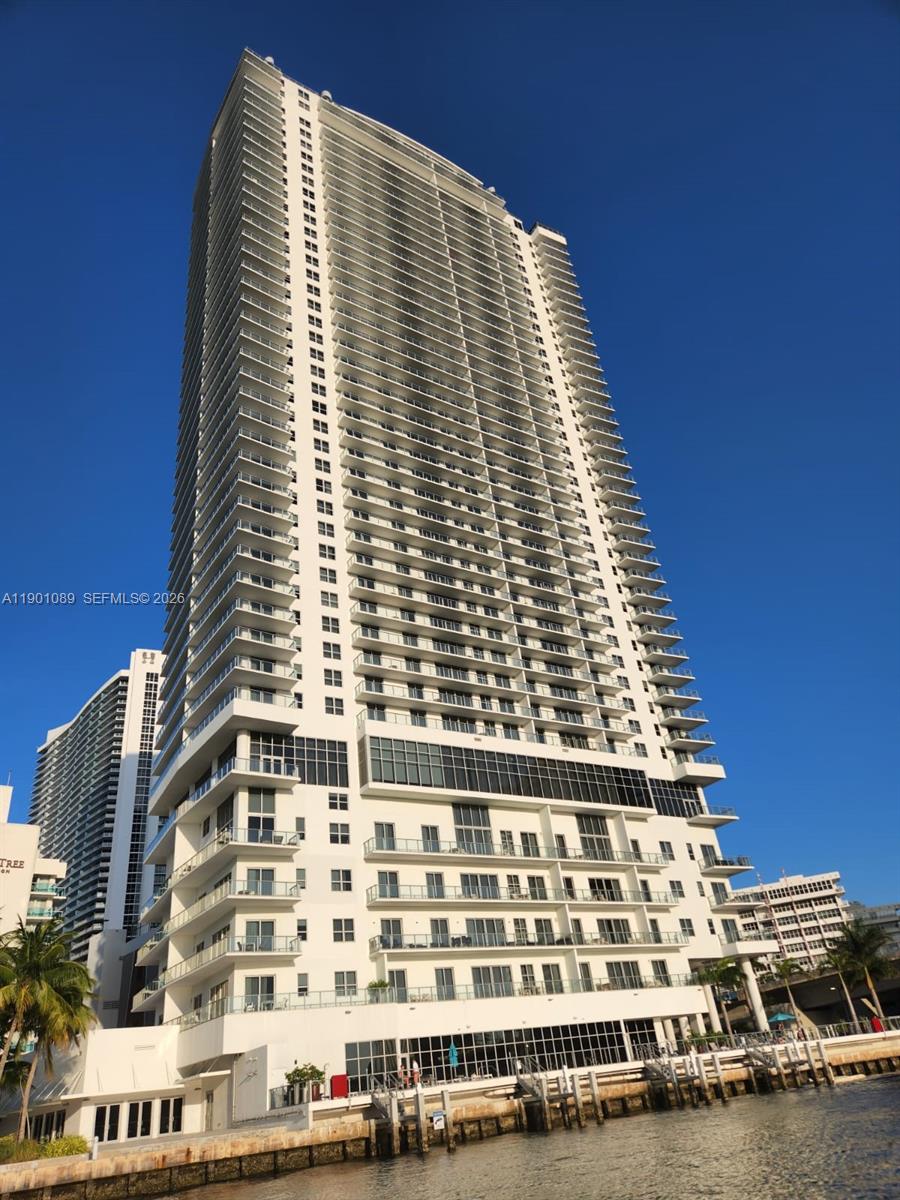 4010 South Ocean Drive, Unit R1709 Hollywood, FL 33019 - Photo 4 of 16 a front view of a building